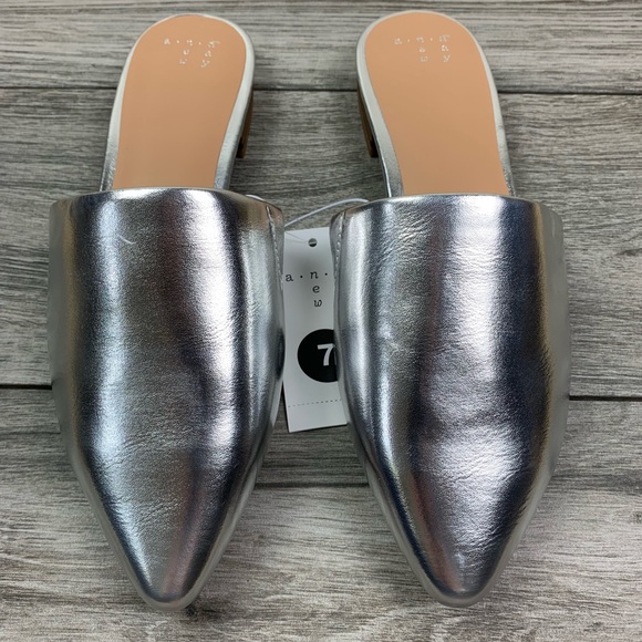 A New Day Pointed Toe Silvers Flat | Slides New - Picture 3 of 8
